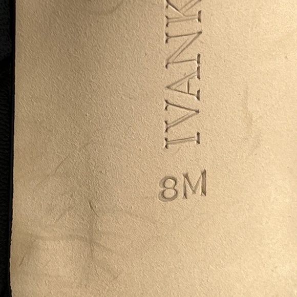 Ivanka Trump 8M gladiator style black & white leather heels with ankle bands. - Picture 10 of 16